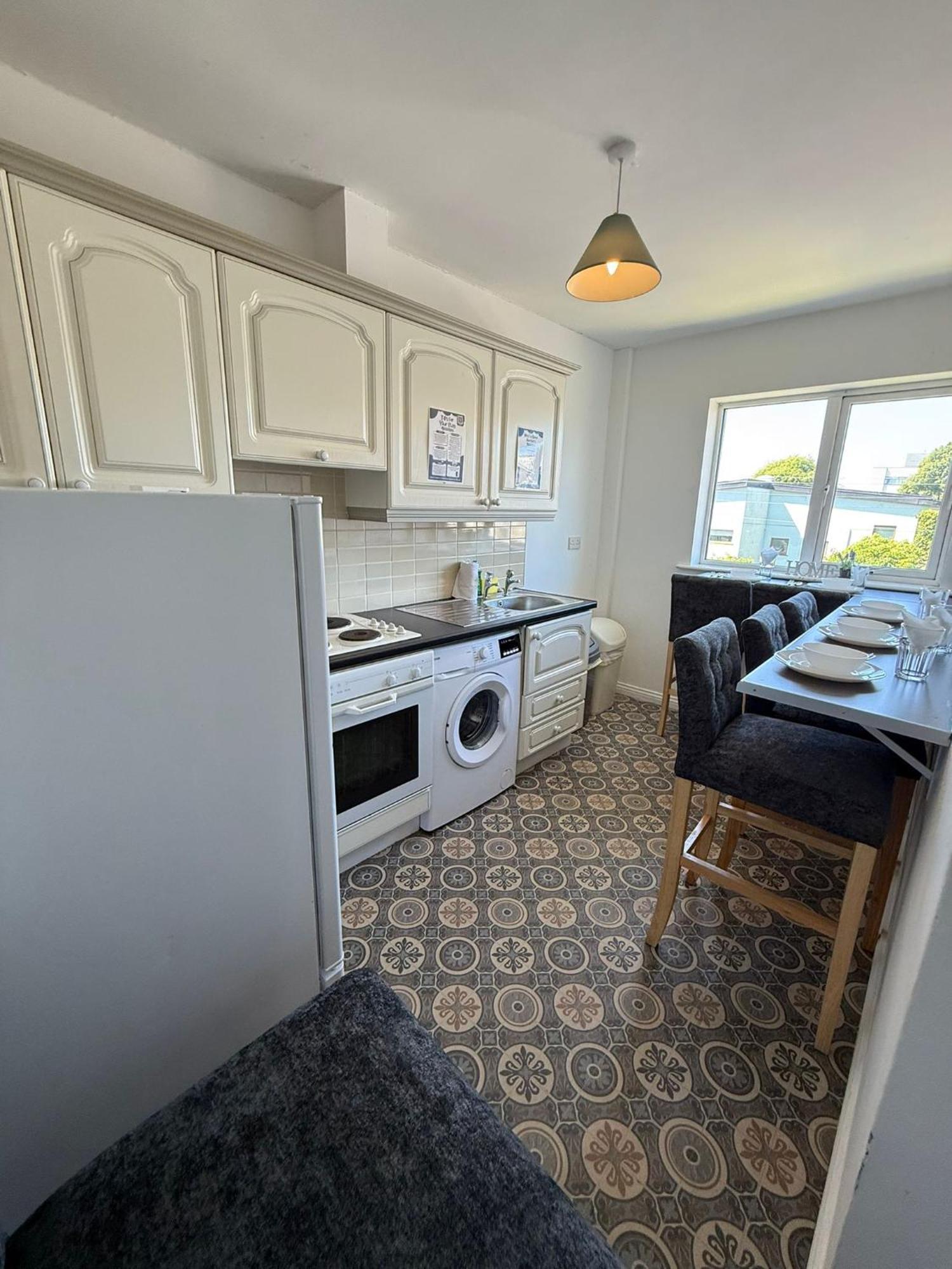 Newcastle Townhouse Apartment Galway Exterior photo